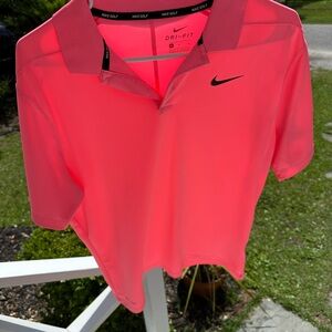 Nike Men’s Pink Wells Fargo Championship Polo